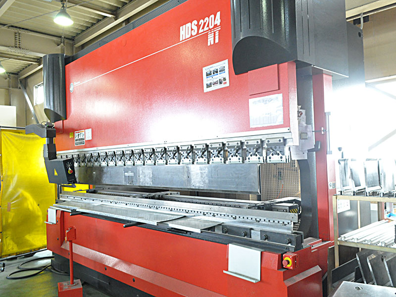 油圧式プレスブレーキ4.0M